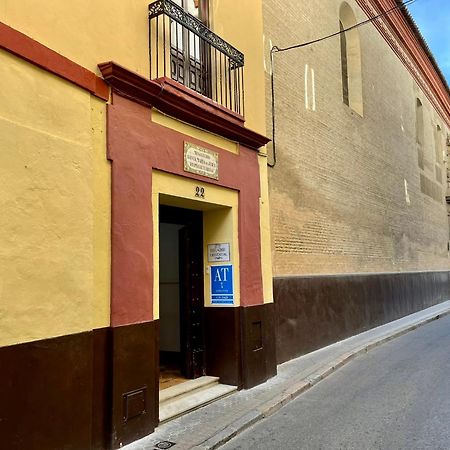 Apartamentos San Francisco Seville Exterior photo