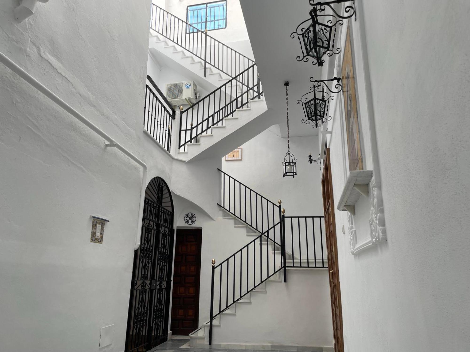 Apartamentos San Francisco Seville Exterior photo