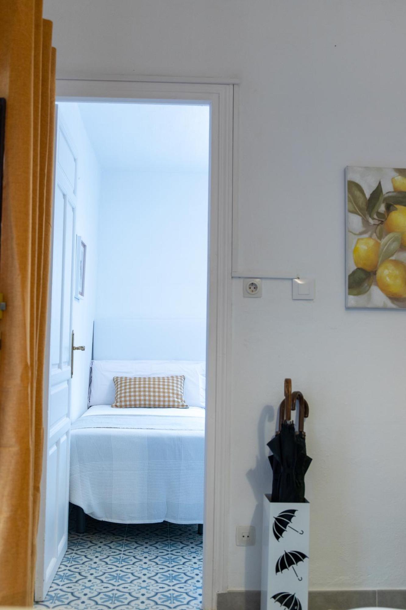 Apartamentos San Francisco Seville Exterior photo