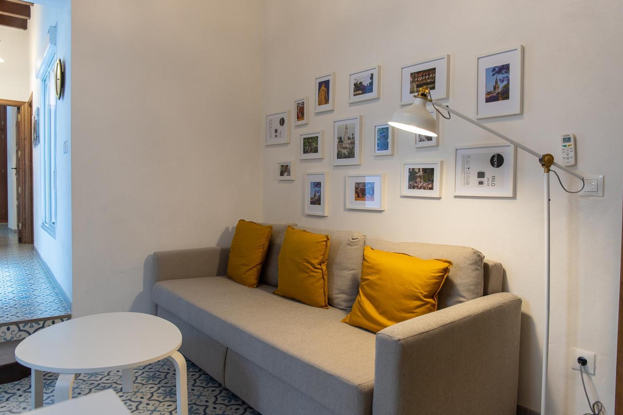 Apartamentos San Francisco Seville Exterior photo